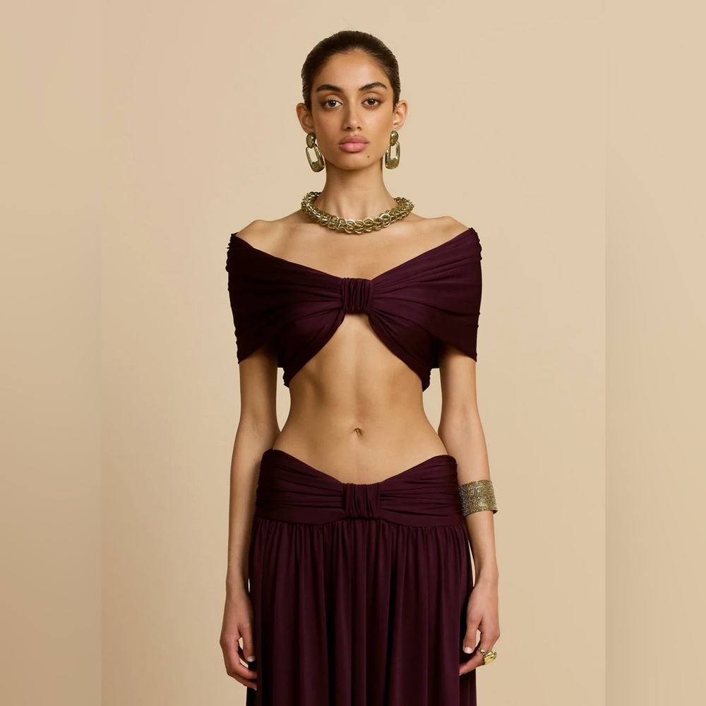 Elegant Burgundy Off-Shoulder Skirt top SET like cult Gaia arcina ori - Picture 2 of 5